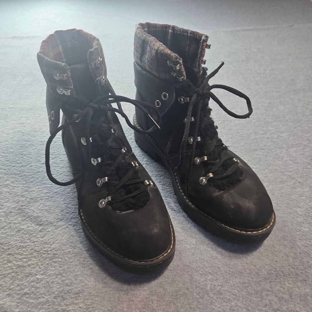 Time and Tru Womens Black Hiking Combat Boots Plaid Cuff Memory Foam Size 9